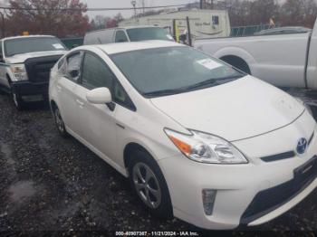  Salvage Toyota Prius