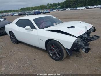  Salvage Dodge Challenger