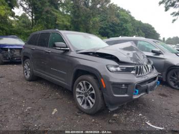  Salvage Jeep Grand Cherokee