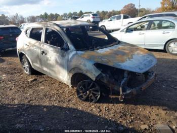  Salvage Hyundai TUCSON