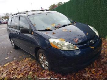  Salvage Toyota Sienna