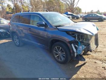  Salvage Toyota Highlander