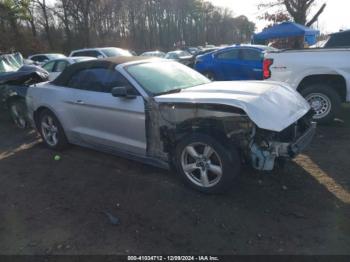  Salvage Ford Mustang