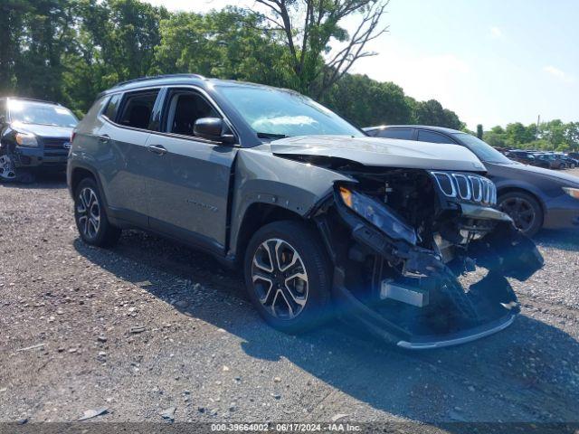  Salvage Jeep Compass