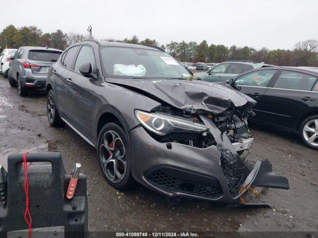  Salvage Alfa Romeo Stelvio