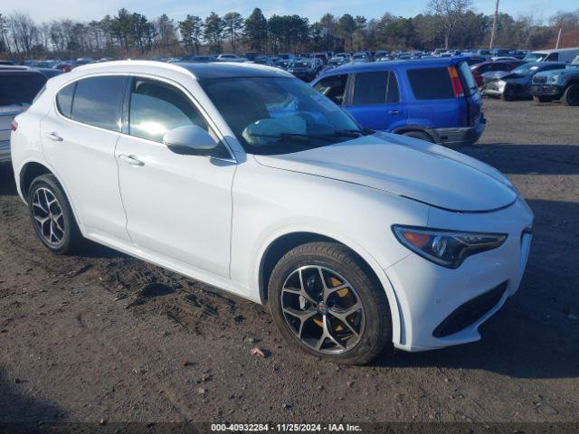  Salvage Alfa Romeo Stelvio