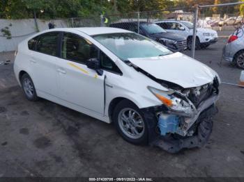  Salvage Toyota Prius