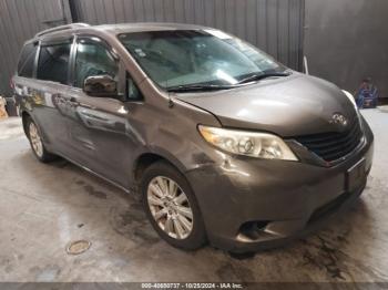  Salvage Toyota Sienna