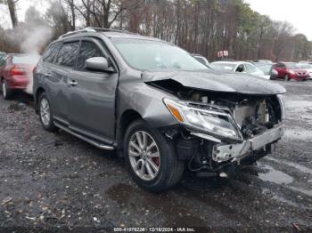  Salvage Nissan Pathfinder