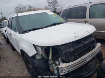  Salvage Ford Utility Police Intercepto