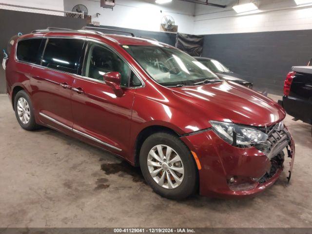  Salvage Chrysler Pacifica