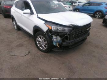  Salvage Hyundai TUCSON