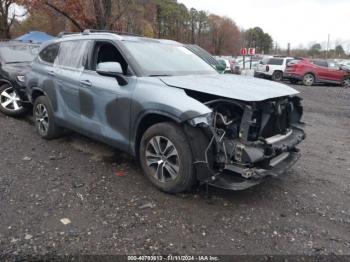  Salvage Toyota Highlander