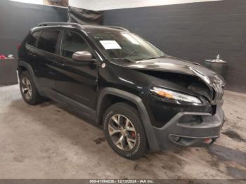  Salvage Jeep Cherokee