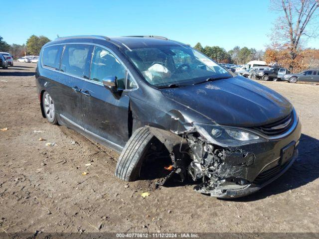  Salvage Chrysler Pacifica