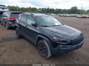  Salvage Jeep Cherokee