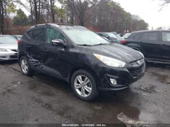  Salvage Hyundai TUCSON