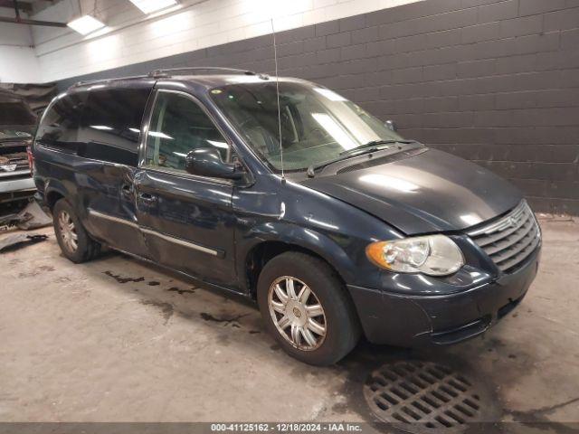  Salvage Chrysler Town & Country