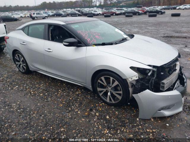  Salvage Nissan Maxima