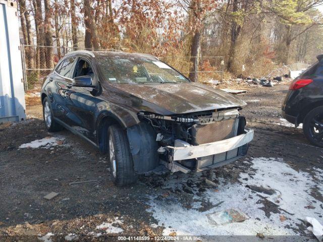  Salvage Mercedes-Benz GLA