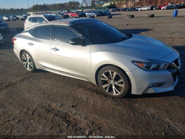  Salvage Nissan Maxima