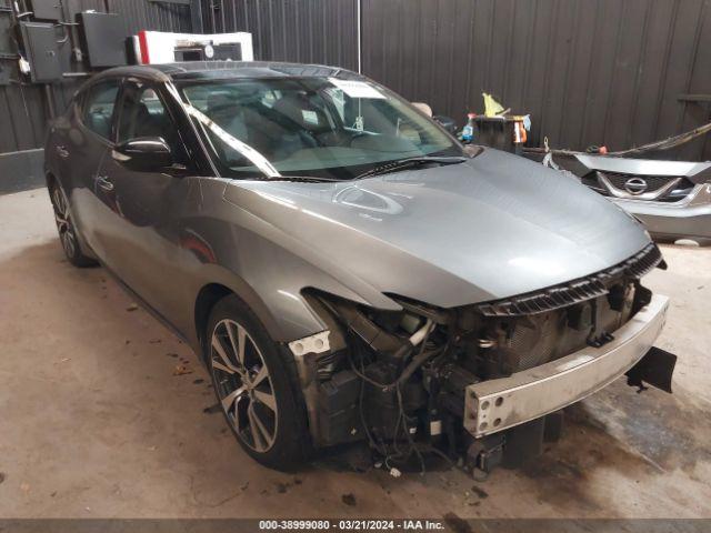  Salvage Nissan Maxima