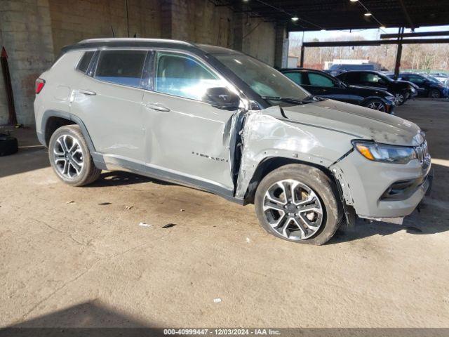  Salvage Jeep Compass