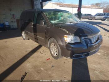  Salvage Chrysler Town & Country