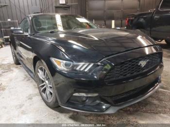  Salvage Ford Mustang