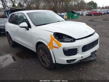  Salvage Porsche Cayenne