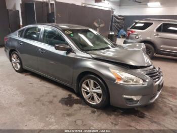  Salvage Nissan Altima