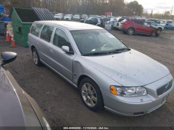  Salvage Volvo V70