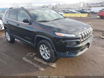  Salvage Jeep Cherokee