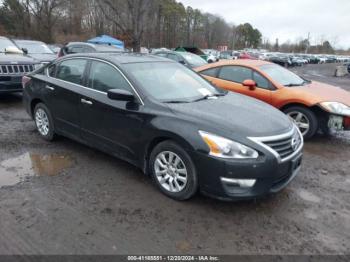  Salvage Nissan Altima