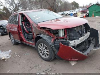  Salvage Nissan Pathfinder