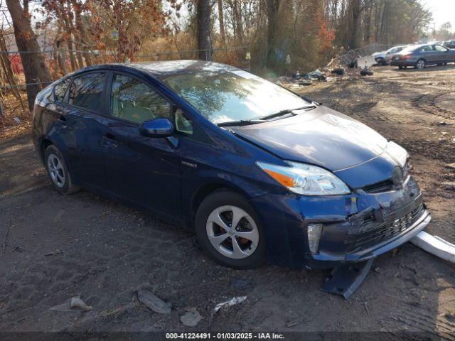  Salvage Toyota Prius