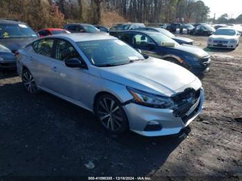  Salvage Nissan Altima