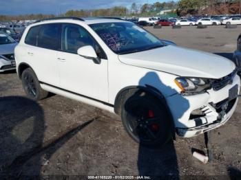  Salvage Volkswagen Touareg