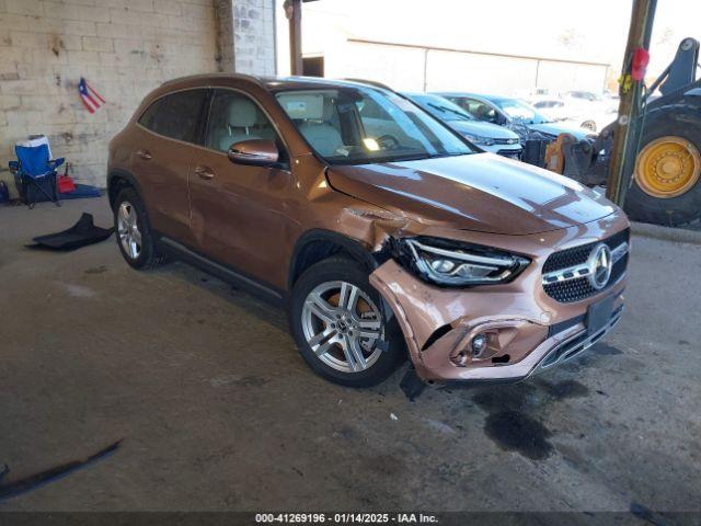  Salvage Mercedes-Benz GLA