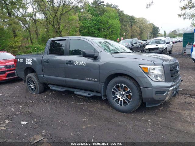  Salvage Nissan Titan