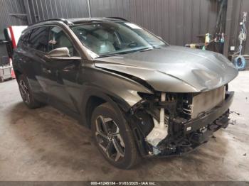  Salvage Hyundai TUCSON