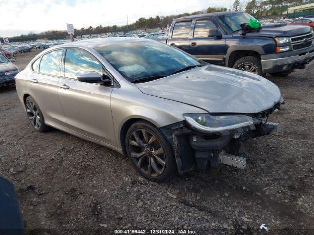  Salvage Chrysler 200