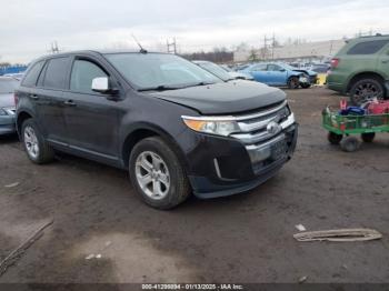  Salvage Ford Edge