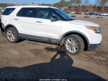  Salvage Ford Explorer