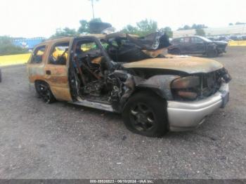  Salvage GMC Yukon