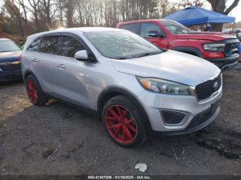  Salvage Kia Sorento