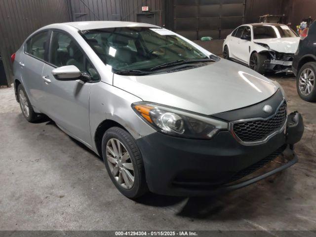  Salvage Kia Forte