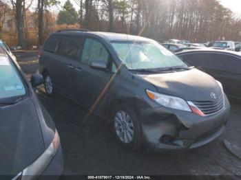  Salvage Toyota Sienna