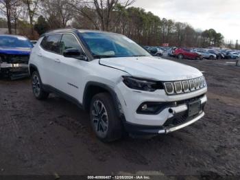  Salvage Jeep Compass