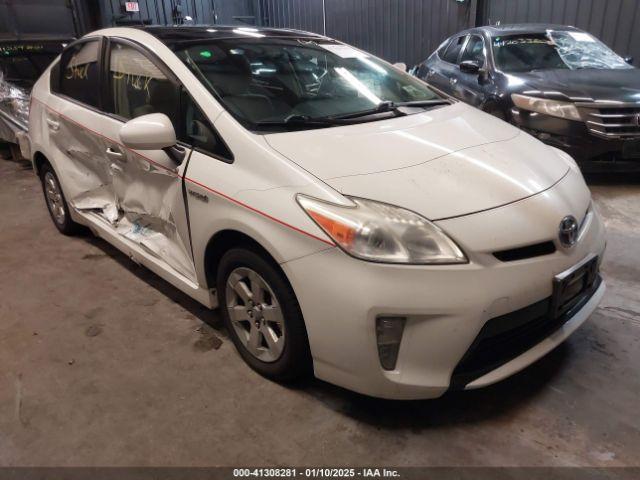  Salvage Toyota Prius